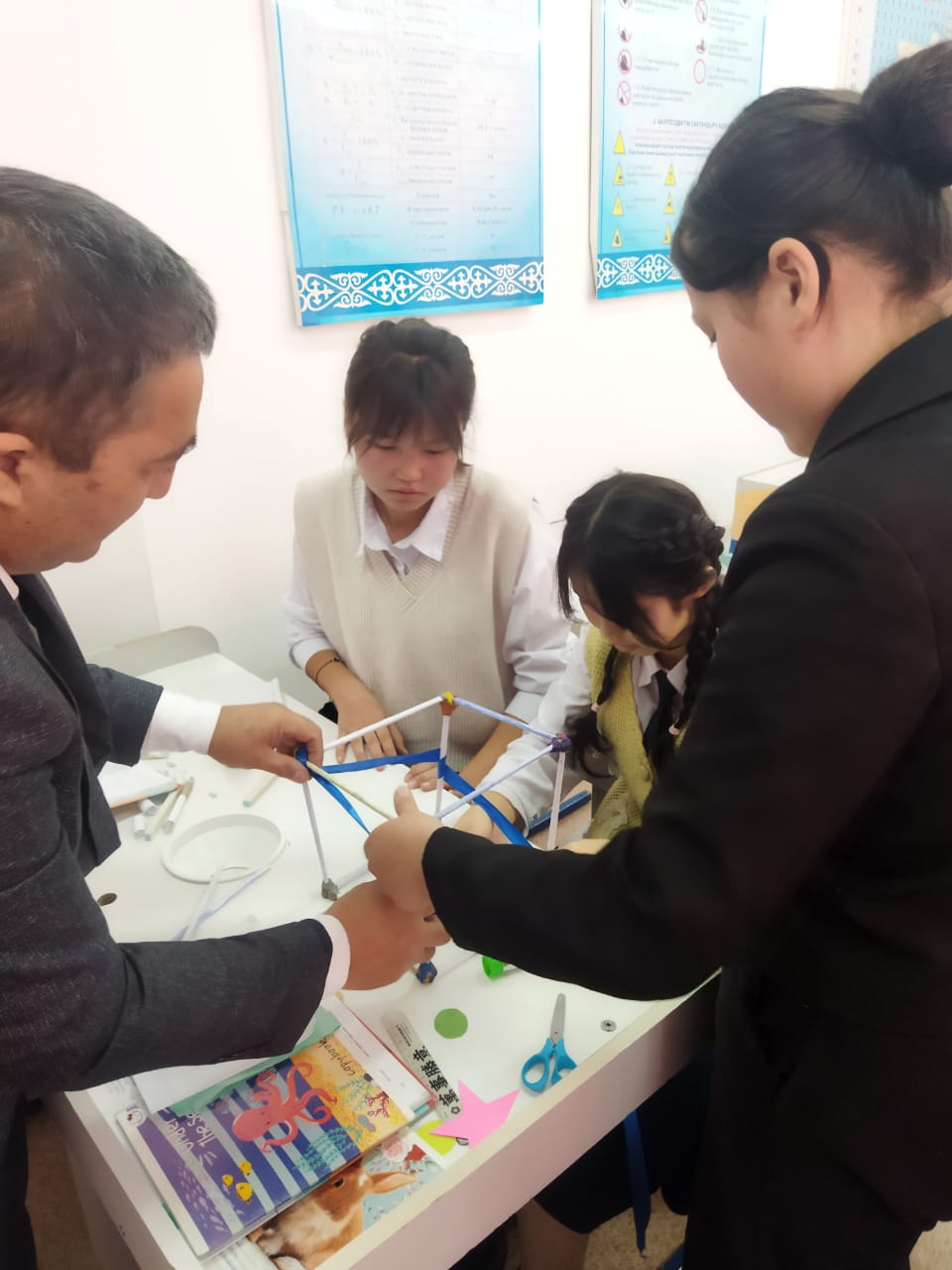 Іс шарадар /әкімшілік жұмыс/